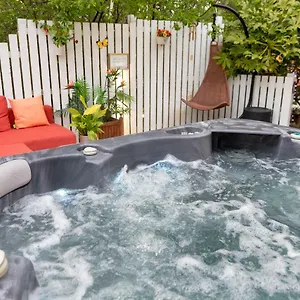 https://just-b.edinburghhotelsuk.org